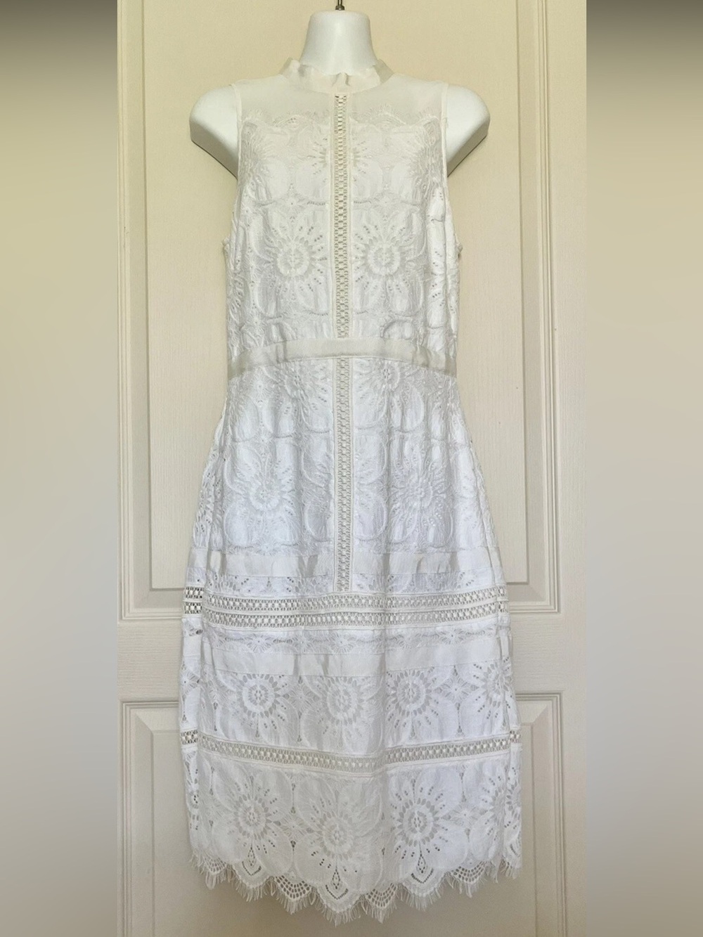 Banana Republic Sleveless White Lace Midi Dress Size 2 Petite NWT